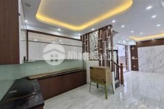 Bán nhà mới 42m2, 5 tầng, ô tô đỗ cổng an trai, hoài đức giá 5,450 tỷ