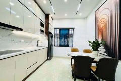 Võ chí công cầu giấy, 91m, 5 tầng, mt 5m, 17.05 tỷ, ô tô, văn phòng, ở sướng.