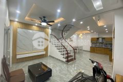 Cho thuê nhà riêng 288 hoàng mai gần hồ đền lừ, 50m x 4t giá 16tr, 4pn5vs, nhà mới đẹp