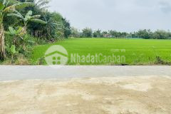 Bán lô đất ngang 5m5nở hậu nằm ngay trục đường dh6 đường ô tô giá 495tr.