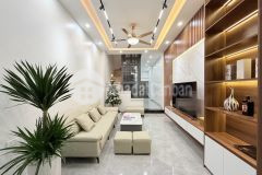 Siêu phẩm hoàng mai vf3 đỗ cửa full nội thất ngõ thông gần phố hơn 10 tỷ