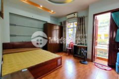 Bán nhà đường đê la thành, đống đa, nhà đẹp ở luôn, lô góc, ngõ rộng