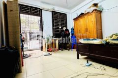 Bán nhà xã đàn, quận đống đa, 36m2, ngang 4m, ô tô, vỉa hè, kd, hơn 8 tỷ ctl