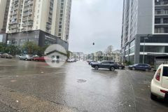 Nhà mới vị trí kim cương lõi nguyễn sơn 45m, 6t, mt4m, thang máy, kinh doanh, ô tô vào.