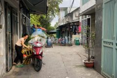 Bán nhà 2 tầng, hẻm dân cư đông đúc, gần trường chinh, 4x16, giá 4.x tỷ