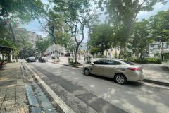 Bán nhà 9 tầng mặt phố trúc bạch, 137 m2, kinh doanh hiếm có tại ba đình, hà nội