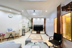 Bán nhà phố chủa bộc đống đa 6080m2 t1 đất tài lộc ôtô đỗ cửa 4.x tỷ