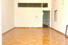 Nhà trệt khu vhtđ diện tích rộng giá thuê chỉ 6 triệu tháng.