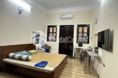 Bán nhà gần hồ ba mẫu 71m2, 4 tầng, ngõ thông, kinh doanh 9.7 tỷ.