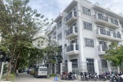 Chủ nhà, bán liền kề đại kim nguyễn xiển. dt 82,5m x 5 tầng. giá 22,7 tỷ. lh 0964769634