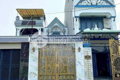 Nhà mặt tiền nhựa ấp bình hữu 1, xã đức hòa thượng dt 144m2 1 lầu 5pn 3wc giá 3,2 tỷ