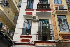 Chính chủ cần bán căn nhà 38m2 tại phố kim giang ô tô đỗ cổng