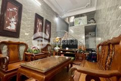 Nhà khu đại từ 46m2 3 tầng mặt tiền 3,5m giá hơn 8 tỷ.