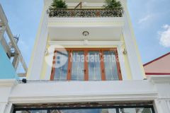 Bán nhà siêu phẩm đào tông nguyên nhà bè 4 tầng 90m2 chỉ nhỉnh 8.x tỷ