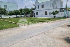 Cân ban 2 lô đât 4x20m2 full thô cư vi tri đep gân chơ go đen gia 715trieu