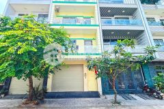 Căn hộ dịch vụ 3 lầu st đường số liền kề phú mỹ hưng, quận 7