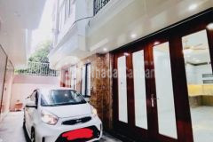 Nguyễn đức cảnh oto đỗ cửa, tiện ích đầy đủ, dt 35m giá 8.25 tỷ sđ nở hậu