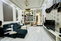 Nhà mặt tiền trần quý cáp gần ngã 3 trần quý cáp mai thị lựu