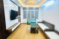 Hiếm, bán nhà view hồ hoàng cầu, quận đống đa, 8 tỷ, k.doanh, ngõ thông, sát ô tô tránh