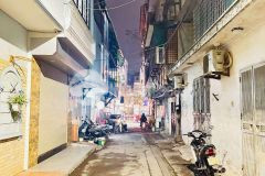 Kim ngưu mặt ngõ oto đỡ cửa, lô góc dt 29m giá 5.75 tỷ, sđcc nở hậu