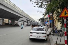 Bán đất mặt đường phạm văn đồng, vỉa hè rộng, kinh doanh tốt 115m2