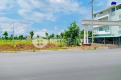 Đất đẹp 100m² ngay trung tâm thủ thừa chỉ 1 tỷ 2xx, sổ hồng riêng