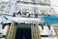 Nhà ngay chợ hiệp bình 68m2 4 tầng btct hẻm xe hơi doanh thu sẳn 25triệutháng 6.5 tỷ