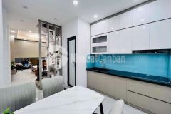 Bán nhà phố lạc long quân dt 30m, 4 tầng, 7,8 tỷ.