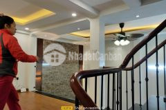 Bán nhà bạch mai 4 tầng long lanh dân xây ở ngay cách phố 8m hai bà trưng