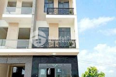 Giá bán 3 tỷ 800 triệu. chủ cần bán nhanh nhà trệt 3 lầu mặt tiền đường a4 kdc tân phú