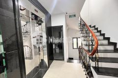 300m2 lê quang định 6t thang máy mặt tiền 10m đầu tư 40 tỷ 0983458219