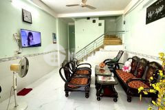 Nhà lầu 3 phòng ngủ kdc 586 tặng full nội thất gần chợ, trường, siêu thị, bv,2.7 tỷ vị tr