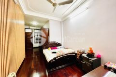 Nhà sát vách quốc tử giám,đống đa,30m2,5t,3 ngủ,giá hiếm,nhỉnh 5 đồng