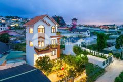 Đẹp xịn là em sân vườn view cực chill