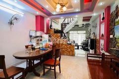 Bán nhà hẻm xe hơi đường sư vạn hạnh,quận 10, 4 tầng, 69m2, sổ vuông, ởvpcty, 10.8 tỷ