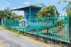 Nhà vườn đường lê văn thuôc, thị trấn cần giuộc dt 1000m2 nhà cấp 4 có 2pn 1wc giá 1,9 tỷ