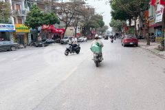 Nhà lõi ngọc lâm 120m, 5t, mt5.5m, sát phố, kinh doanh, gara, ô tô thông, tránh, vỉa hè.