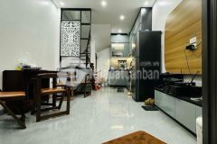 Hoàng mai gần hồ đền lừ, oto đỗ cổng, dt 30m giá 6.15 tỷ đầy đủ tiện ích, sđcc