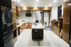 Nhà đẹp mặt phố vọng 5460m2,xây 8 tầng,thang máy.giá thương lượng