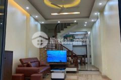 1 nhà ra phố kim giang cạnh kđt linh đàm 40m2x4t chỉ 5.89 tỷ. lh 0989626116