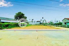 Bán lô đất mặt tiền nằm cạnh trường số 1 nam phước cách ql1a chỉ 800m đường rộng 7,5m.