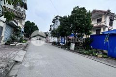 Gấp gấp bán đất biệt thự khu 31ha trâu quỳ, siêu hiếm, 260m2 mt 13m siêu kinh doanh.0982852808