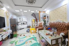 Nhà đẹp thạch bàn 38m 5tầng mt 4,5m nội thất vip oto đỗ cửa 5,x tỷ