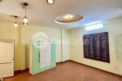 Bán nhà phố hào nam, đống đa, 6 tầng lô góc, nở hậu, gần ngay phố