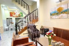 Ban nha tô vinh diên thanh xuân phân, thoáng trước sau, gần ô tô