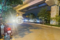 Bán gấp nhà phố hoàng cầu, vỉa hè kinh doanhdt 80m2, 7 tầng, mt 5m, 36.5tỷ