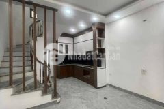 Nhà 5 tầng mới king kong ô tô đỗ cổng nhà đẹp đón tết lô góc 3 thoáng nhé ace ơi