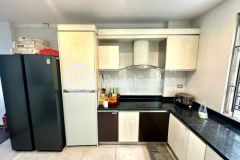 Ngõ thông, 6 tầng, thang máy, 9 phòng phố thái thịnh, đống đa. 0911554873.