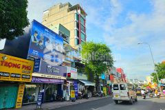 Bán gấp 350m2 nguyễn gia trí chỉ 110 tỷ lô góc mặt tiền 20m kinh doanh đầu tư 0983458219