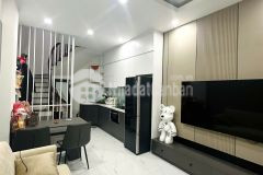 Bán nhà giáp bát 5 tầng full nội thất 45.6m, mt 4.2m ngõ thông giá 7.77 tỷ tl